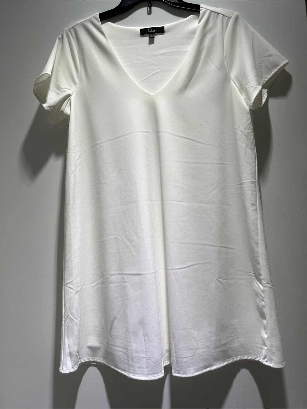 Lulu's White V-Neck Short Sleeve Flaired Dress